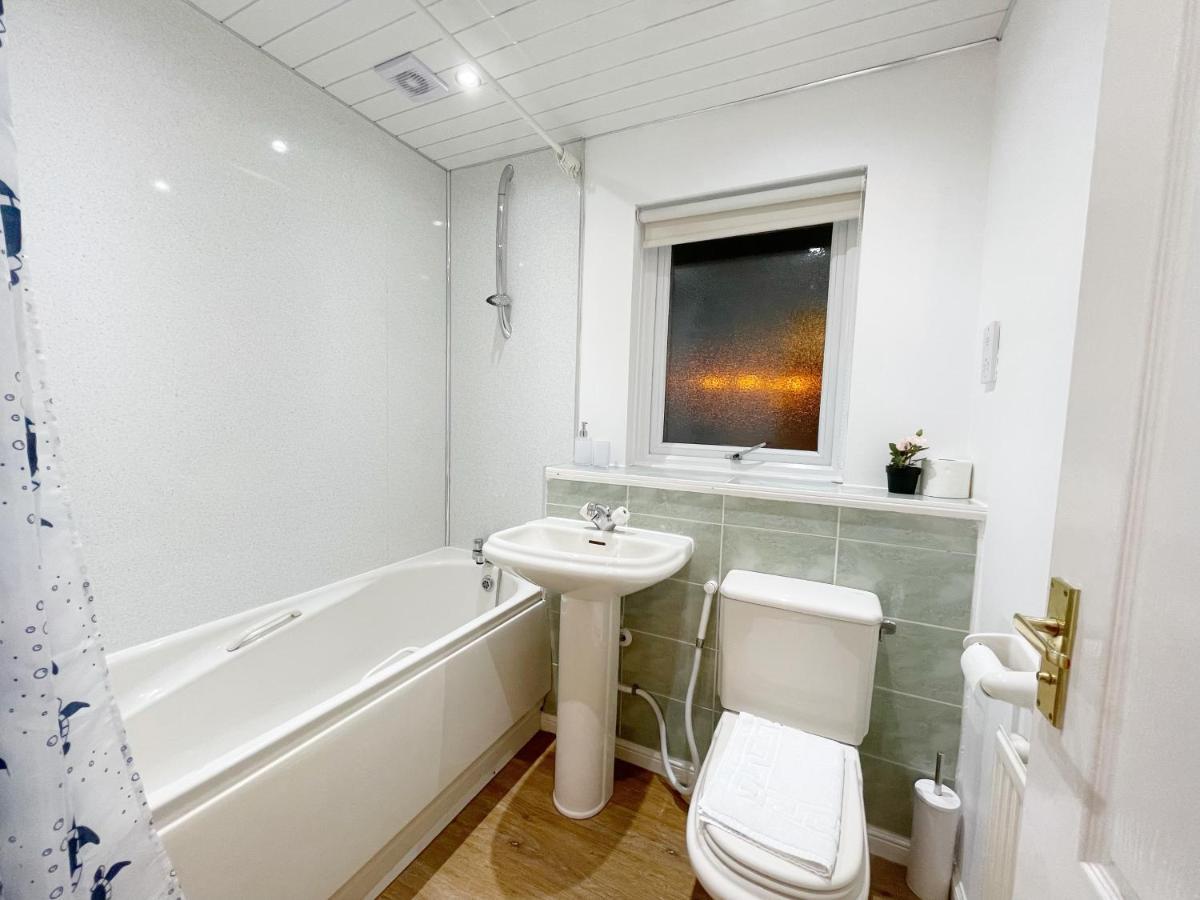 Cozy Nights Svp Detached House Villa Glasgow Dış mekan fotoğraf